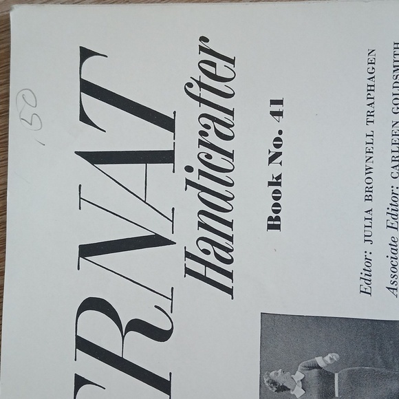 Vintage Bernat 0041 Jumbo Knits for the Whole Family 1954 Handicraft Knitting - Picture 6 of 11